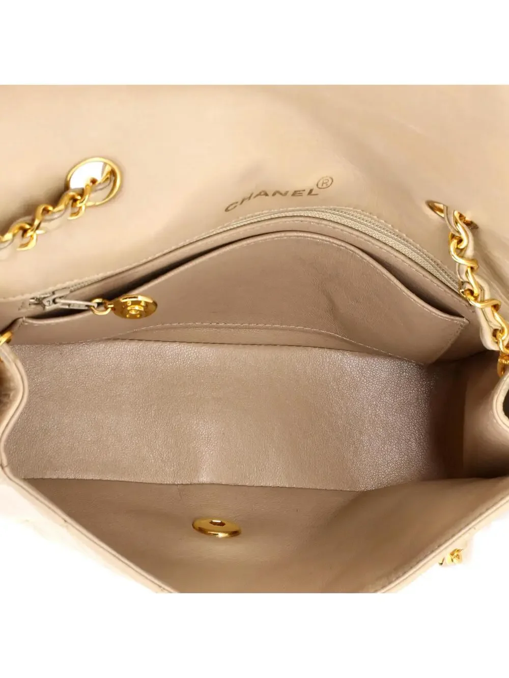 Chanel Vintage Diana Flap Bag Quilted #290780C49B